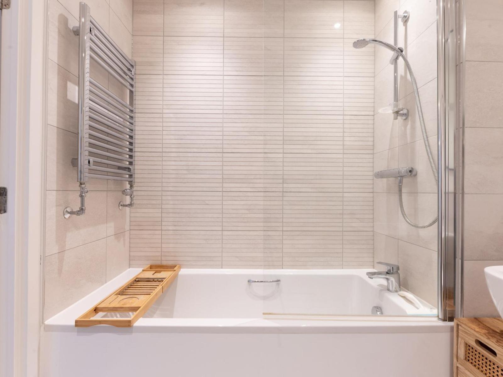 Appartamento Pass The Keys Stylish Flat Near Charlton Station *